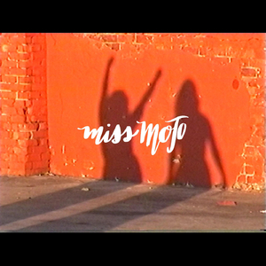 成人自拍视频网站
